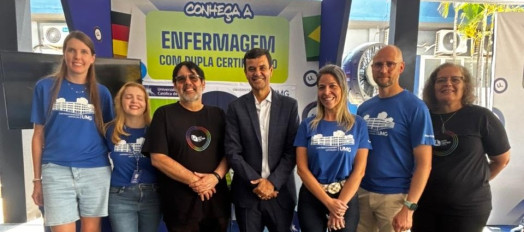 Coren-DF prestigia lançamento de curso de Enfermagem com dupla ...